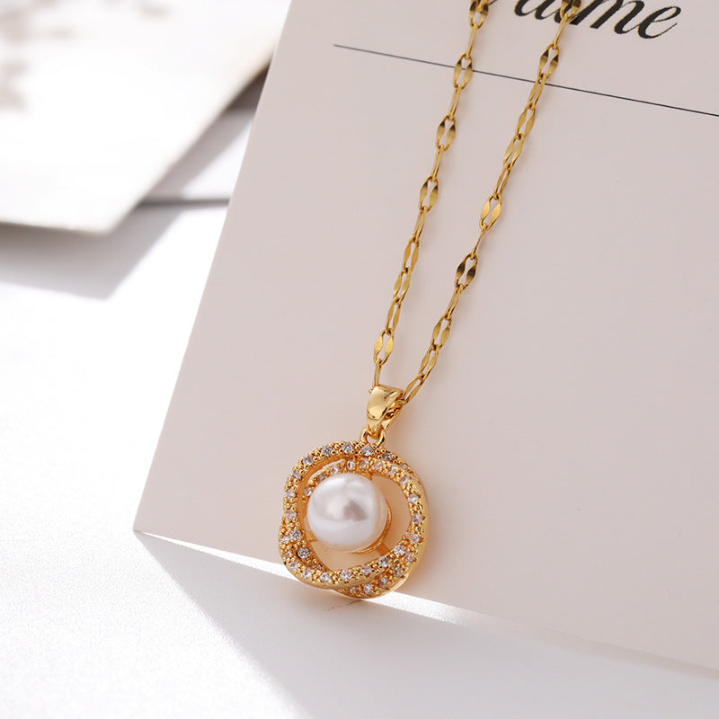 Women's Hollow Bird's Nest Pearl Pendant