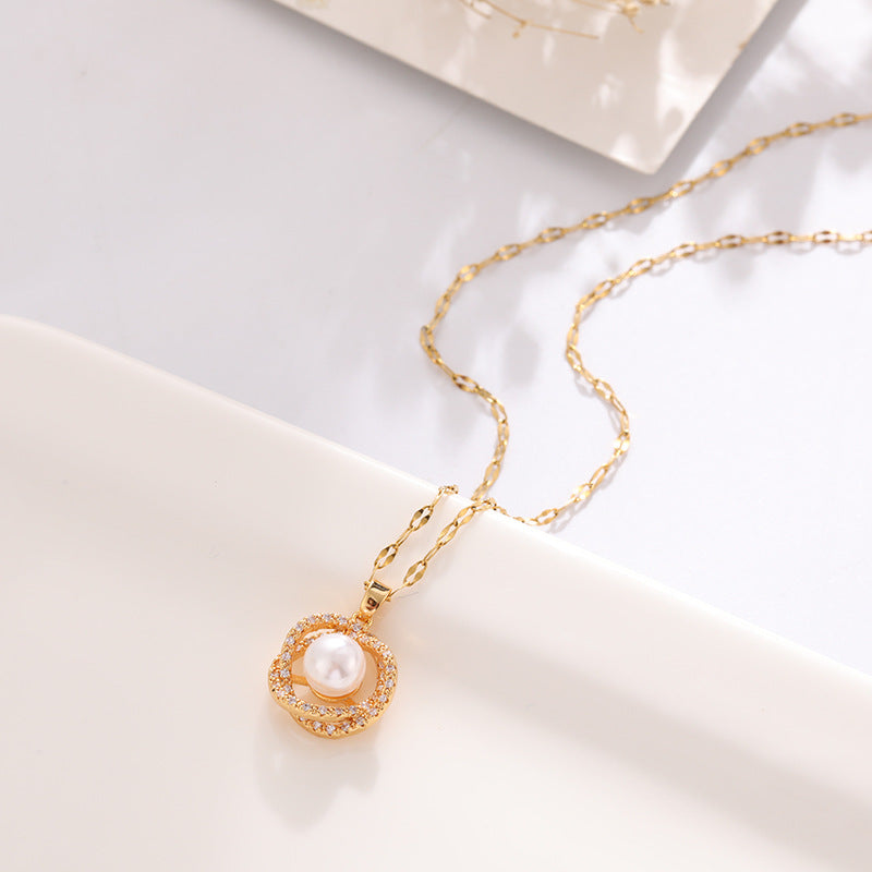 Women's Hollow Bird's Nest Pearl Pendant