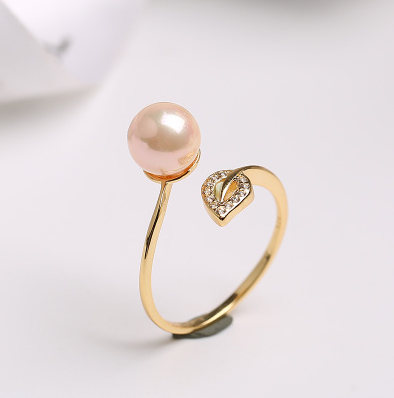 Pearl Ring, adjustable